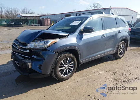 2017 Toyota Highlander Xle из США, поврежденный, VIN 5TDJZRFH6HS426831